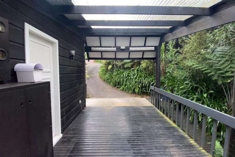 Photo of property in 13 Felstead Street, Birkenhead, Auckland, 0626