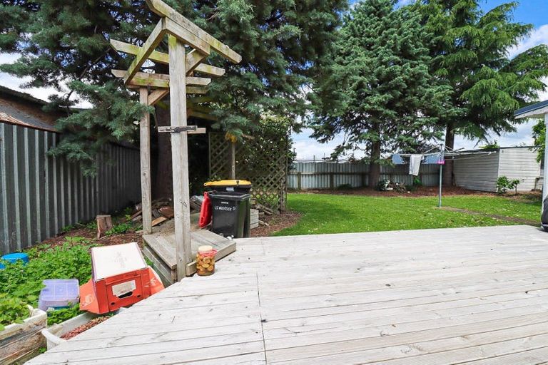 Photo of property in 15 Windsor Street, Dannevirke, 4930
