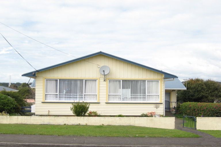Photo of property in 22 Kingsford Street, Bell Block, New Plymouth, 4312