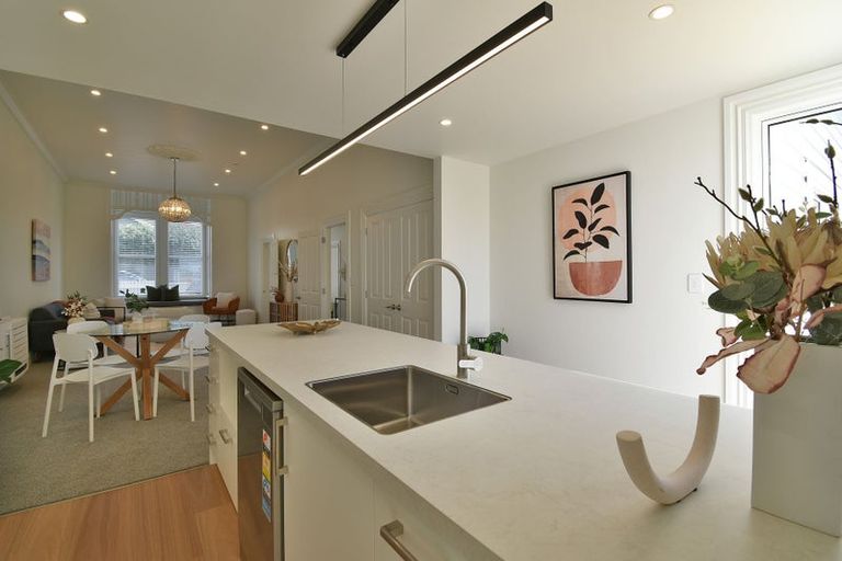 Photo of property in 38 Highgate, Belleknowes, Dunedin, 9011