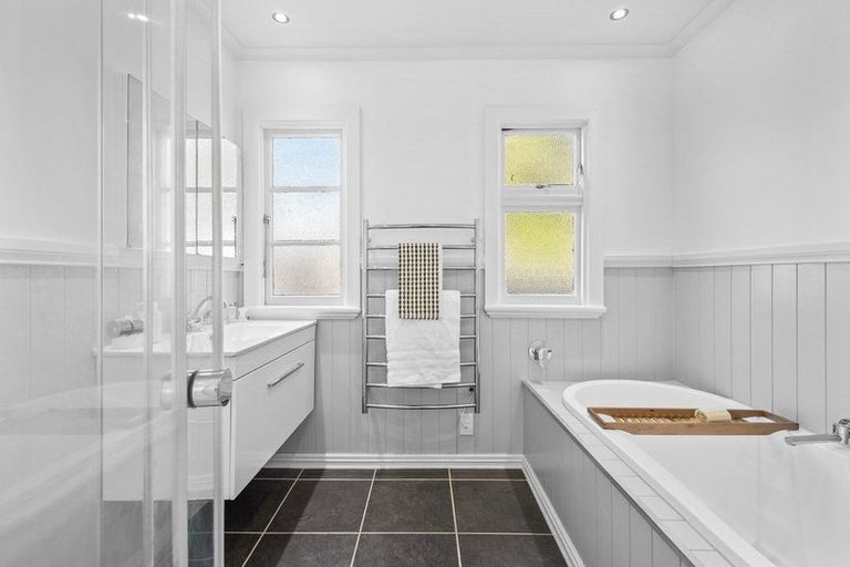 Photo of property in 104 Forfar Street, St Albans, Christchurch, 8014