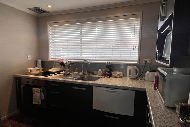 Photo of property in 49 Chipping Lane, Redwood, Christchurch, 8051