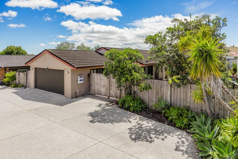 Photo of property in 48 Stellamaris Way, Northpark, Auckland, 2013
