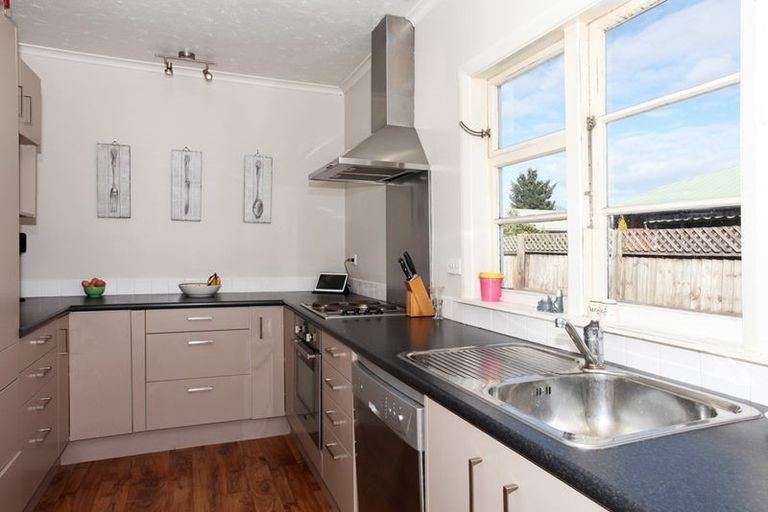Photo of property in 10 Dinton Street, Russley, Christchurch, 8042