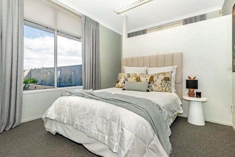 Photo of property in 70 Disraeli Street, Gisborne, 4010
