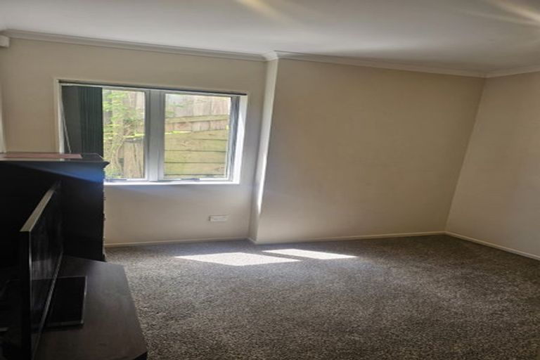Photo of property in 12a Orams Road, Hillpark, Auckland, 2102