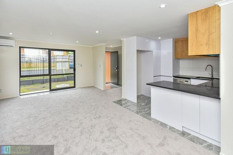 Photo of property in 50a Shirley Avenue, Papakura, 2110