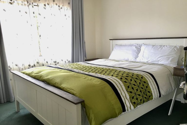 Photo of property in 103 Prince Regent Drive, Half Moon Bay, Auckland, 2012