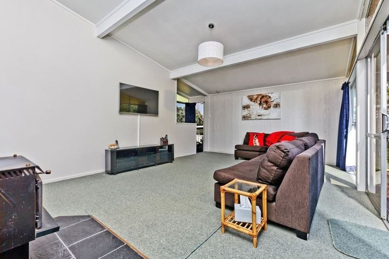 Photo of property in 188 Glamorgan Drive, Torbay, Auckland, 0630