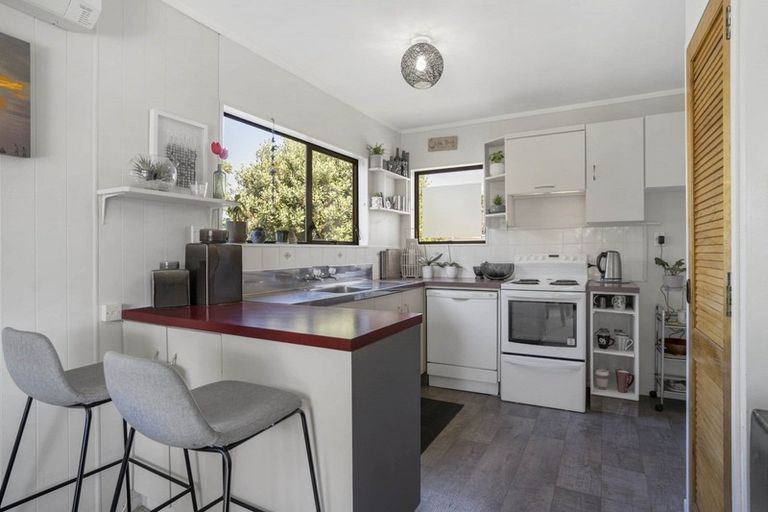 Photo of property in 30a Hartford Avenue, Papamoa Beach, Papamoa, 3118