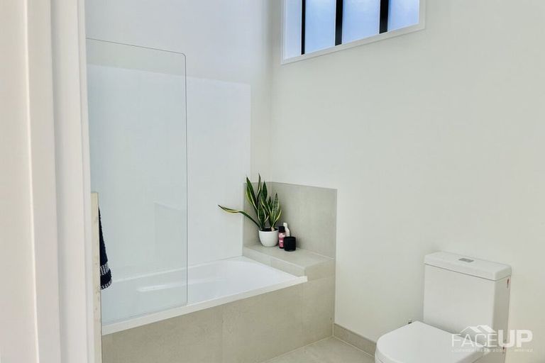 Photo of property in 7 Hastings Street, Hobsonville, Auckland, 0616