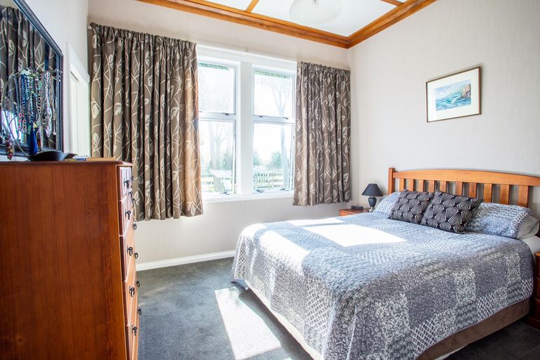 Photo of property in 103 Lincoln Road, Carterton, 5713