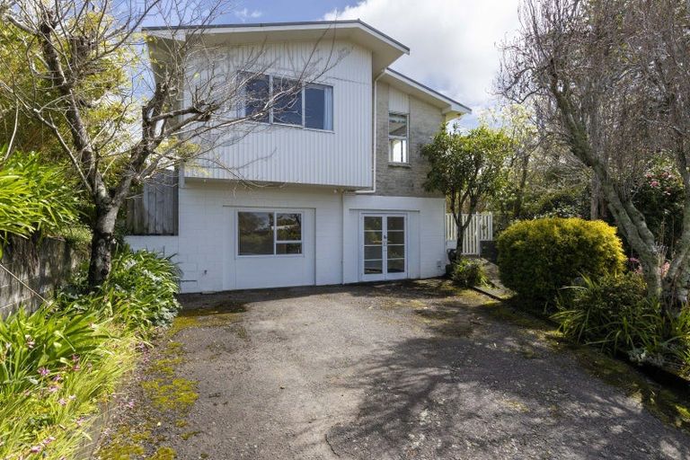 Photo of property in 68 Fernleigh Street, Frankleigh Park, New Plymouth, 4310