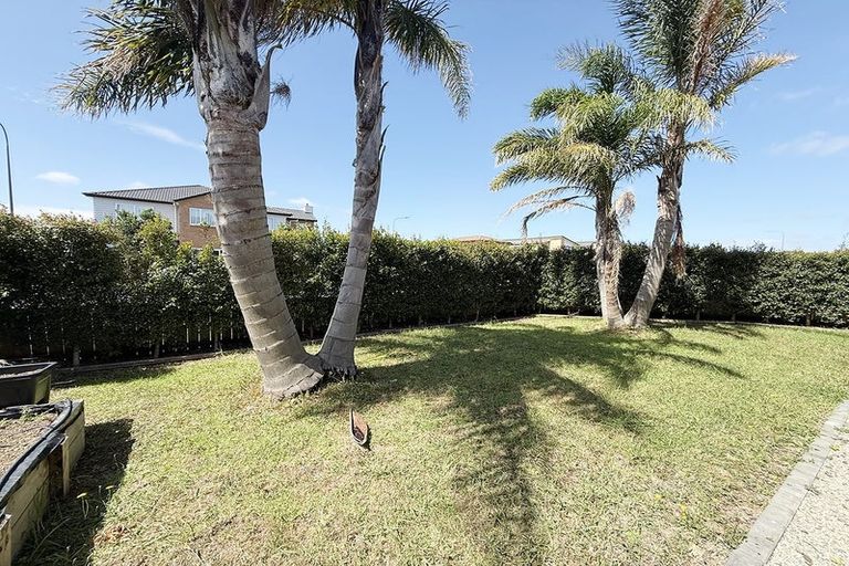 Photo of property in 16 Coolaghy Drive, Flat Bush, Auckland, 2019