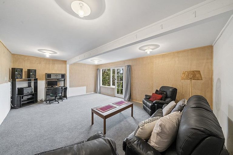 Photo of property in 23 Vista Grove, Kelson, Lower Hutt, 5010