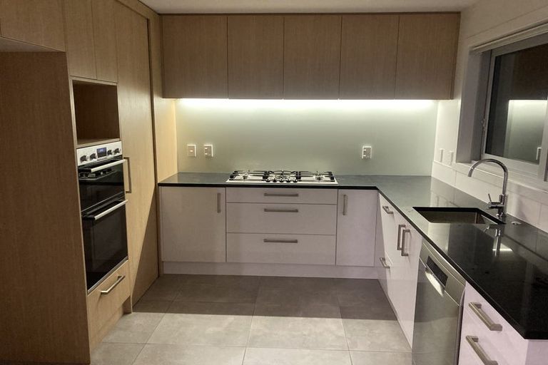 Photo of property in 41a Woodmancote Road, Khandallah, Wellington, 6035