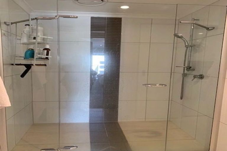 Photo of property in Bellagio Apartments, 6e/39 Taranaki Street, Te Aro, Wellington, 6011