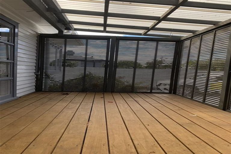 Photo of property in 32 Grove Road, Papakura, 2110