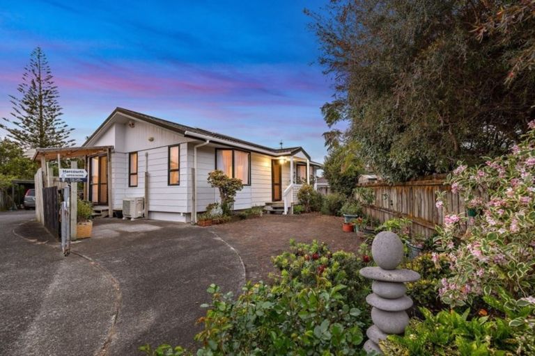 Photo of property in 63a/1 Colwill Road, Massey, Auckland, 0614