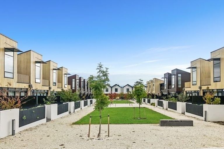 Photo of property in 248 Hobsonville Point Road, Hobsonville, Auckland, 0616