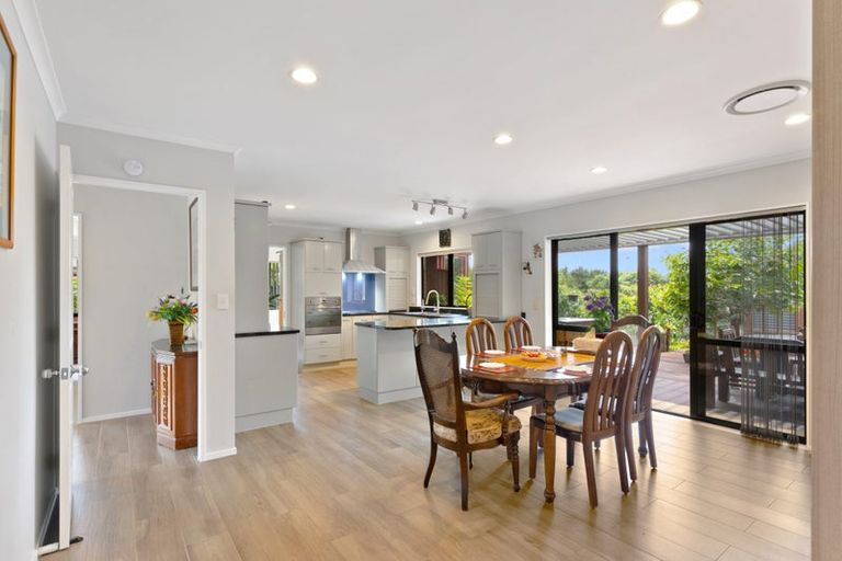 Photo of property in 9 Mohill Place, East Tamaki Heights, Auckland, 2016