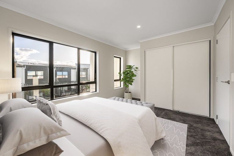 Photo of property in 13 Patrol Lane, Hobsonville, Auckland, 0616