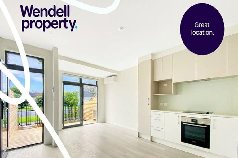 Photo of property in 588d Te Atatu Road, Te Atatu Peninsula, Auckland, 0610