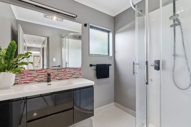 Photo of property in 21 Mamaku Rise, Welcome Bay, Tauranga, 3112