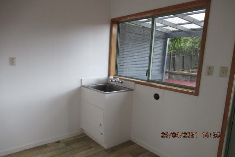 Photo of property in 7 Cyclarama Crescent, Massey, Auckland, 0614