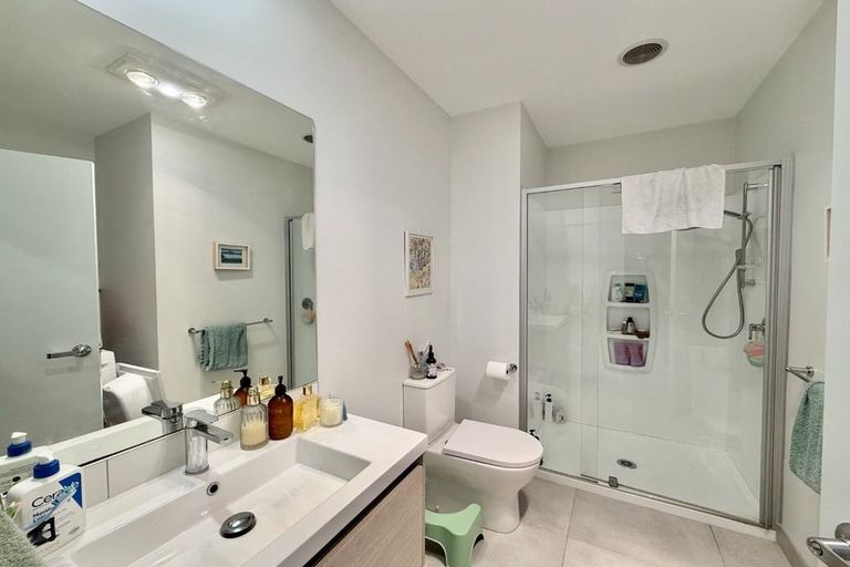 Photo of property in 5 Tana Way, Manurewa, Auckland, 2102