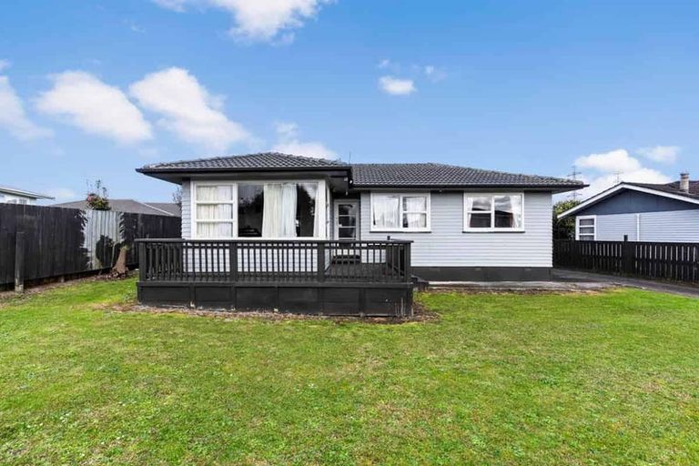 Photo of property in 119 Chichester Drive, Rosehill, Papakura, 2113