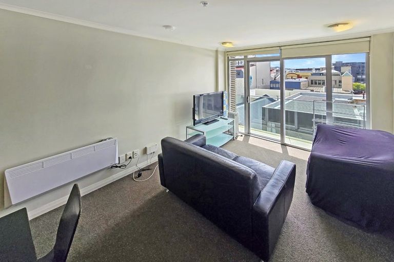 Photo of property in Monvie Apartments, 408/15 Holland Street, Te Aro, Wellington, 6011