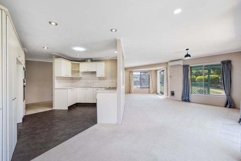 Photo of property in 8 Lotus Avenue, Mount Maunganui, 3116