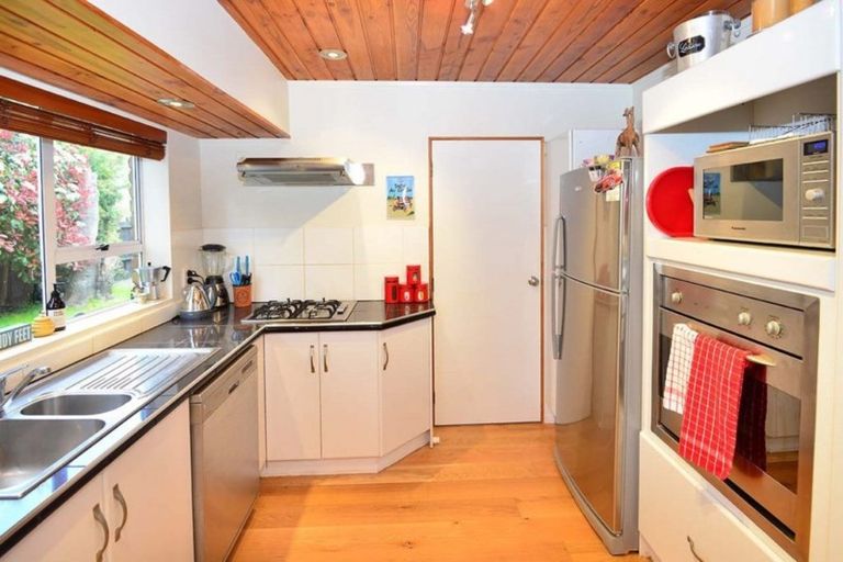 Photo of property in 51 Maygrove Drive, Orewa, 0931