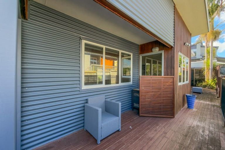 Photo of property in 25 Whiritoa Beach Road, Whiritoa, Whangamata, 3691