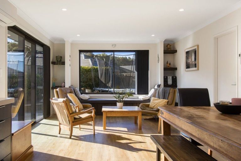 Photo of property in 6 Shoreview Close, Omokoroa, 3114