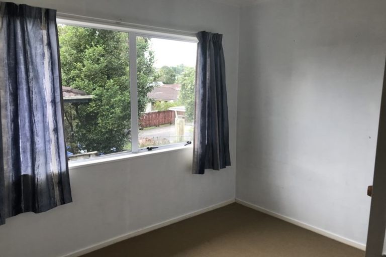 Photo of property in 2/33 Pisces Road, Glen Eden, Auckland, 0602