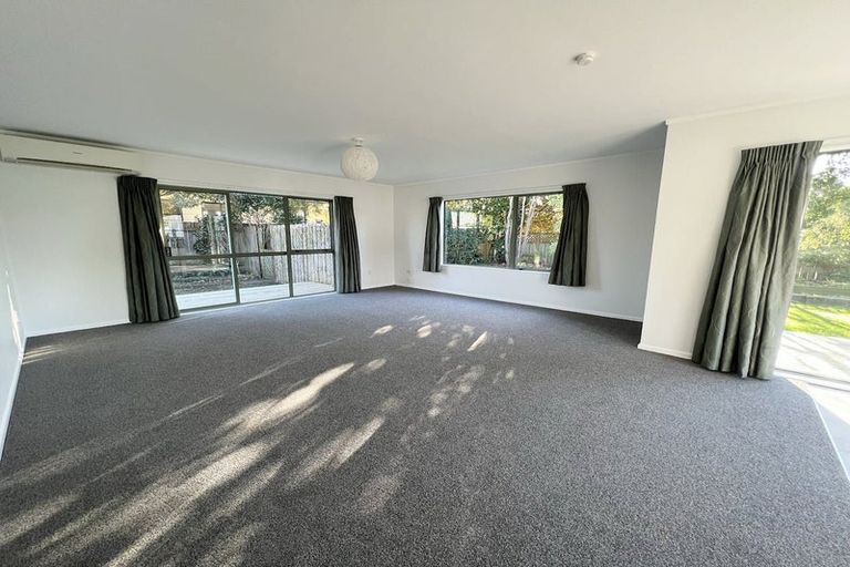 Photo of property in 35 Makarini Street, Paraparaumu, 5032