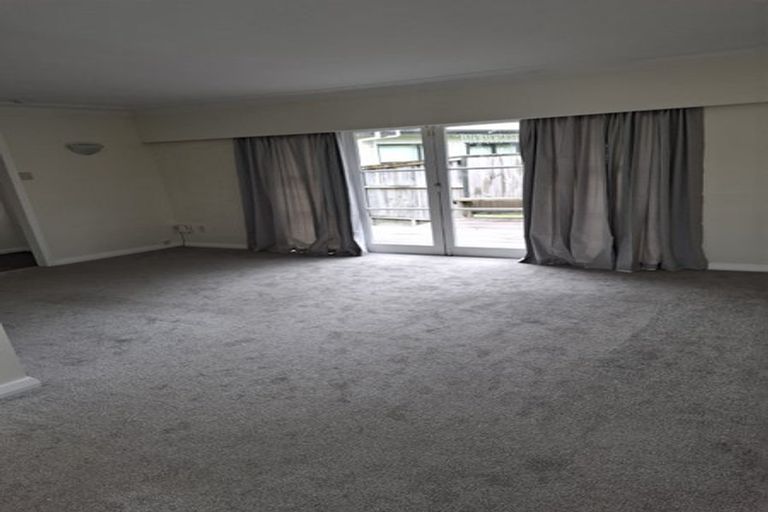 Photo of property in 7b Abel Tasman Avenue, Henderson, Auckland, 0610