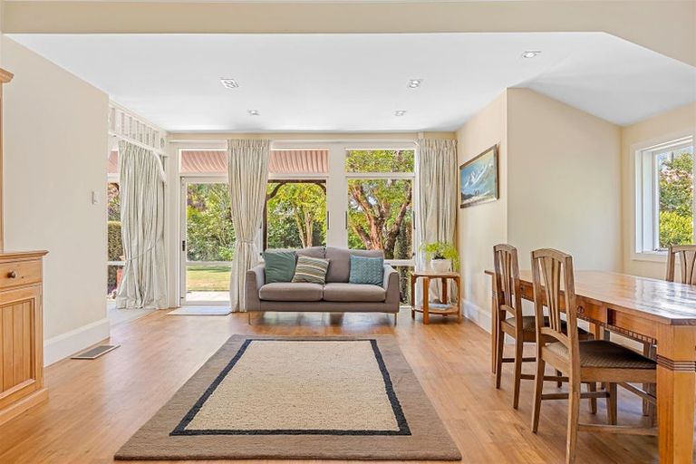 Photo of property in 120 Aorangi Road, Bryndwr, Christchurch, 8053