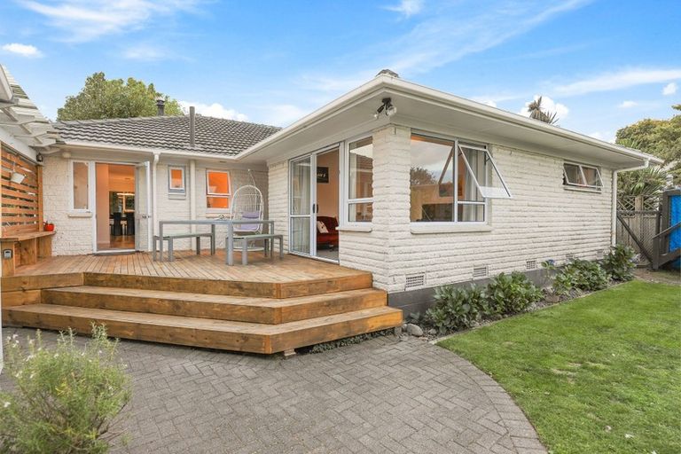 Photo of property in 3 Amokura Street, Fairy Springs, Rotorua, 3015