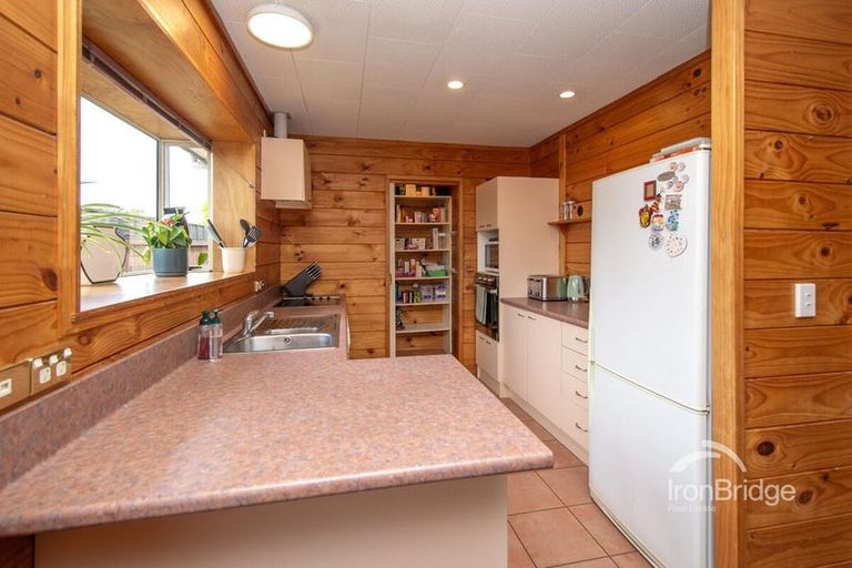 Photo of property in 41 Welsford Street, Woodend, 7610