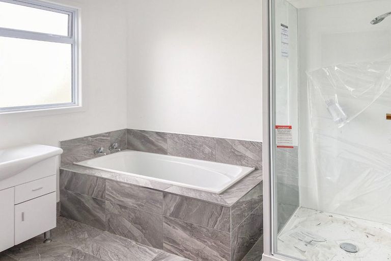 Photo of property in 3 Ballance Place, Marewa, Napier, 4110