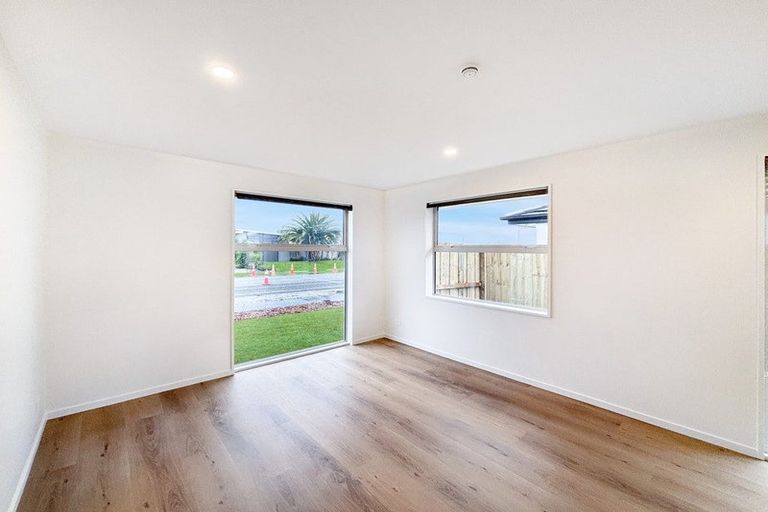Photo of property in 163 Milns Road, Halswell, Christchurch, 8025