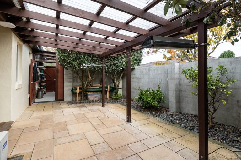 Photo of property in 11 Park Lane, Greenmeadows, Napier, 4112