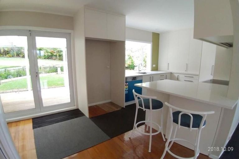 Photo of property in 3 Roband Avenue, Glenfield, Auckland, 0629