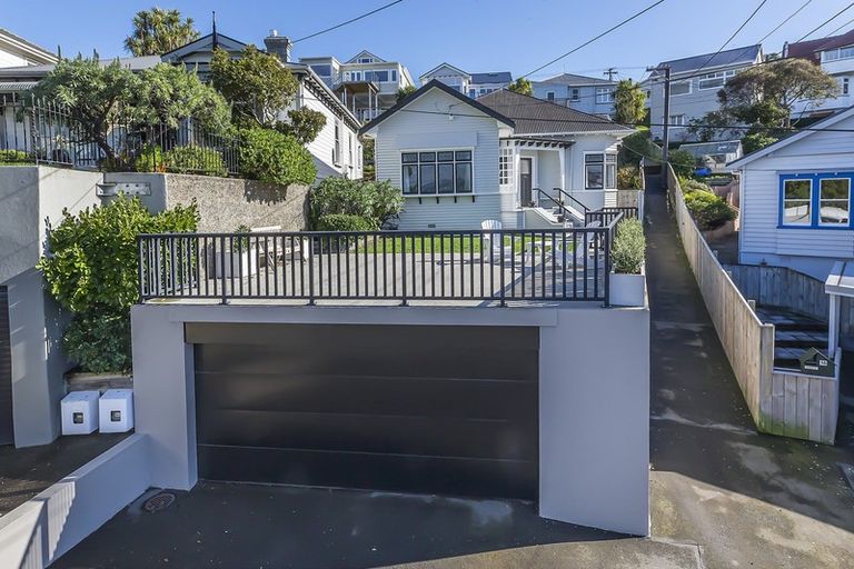 Photo of property in 18 Rewa Road, Hataitai, Wellington, 6021