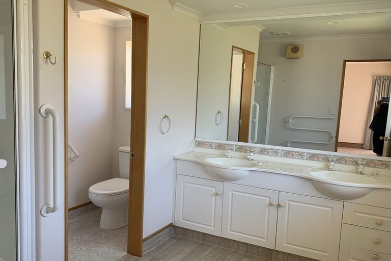 Photo of property in 116 Santa Monica Drive, Papamoa Beach, Papamoa, 3118
