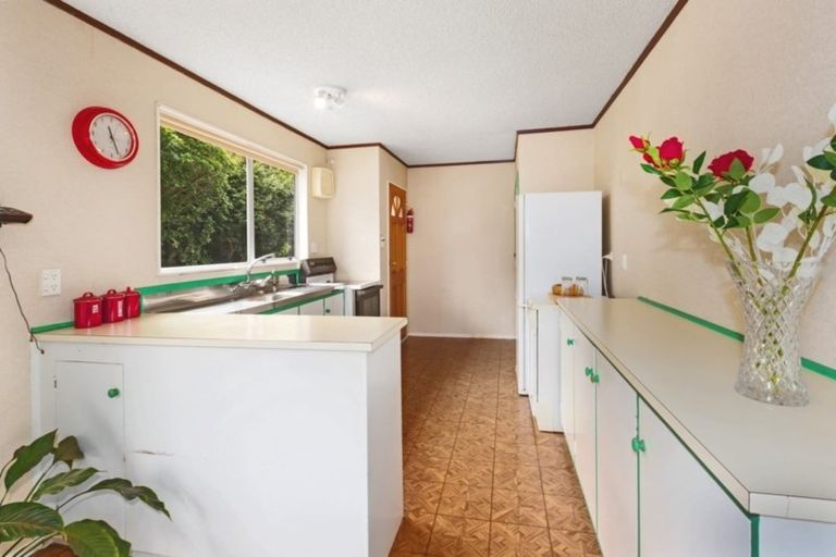 Photo of property in 13a Mahoe Street, Tawa, Wellington, 5028