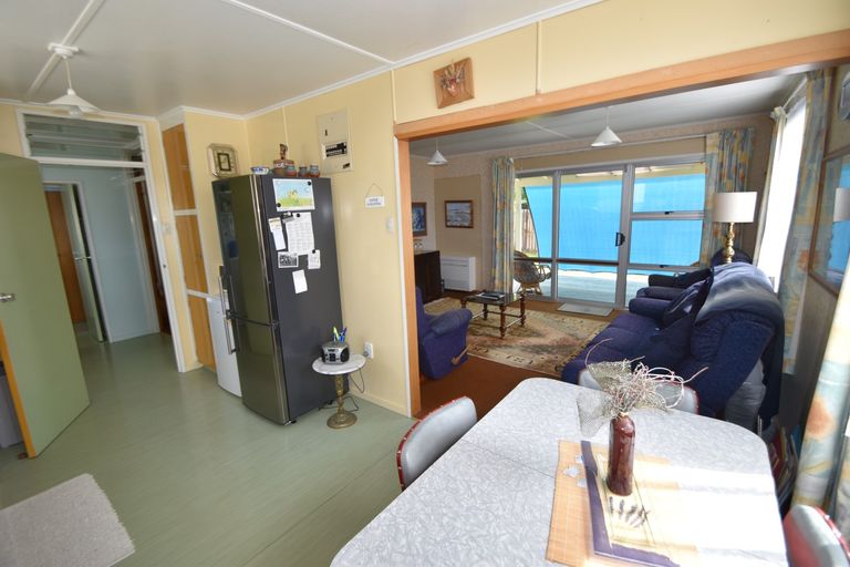 Photo of property in 30 Omahau Crescent, Twizel, 7901